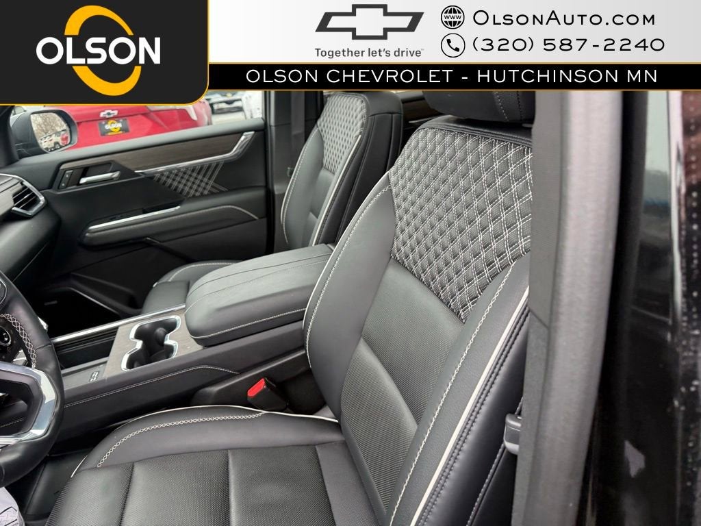 2024 GMC Acadia Denali