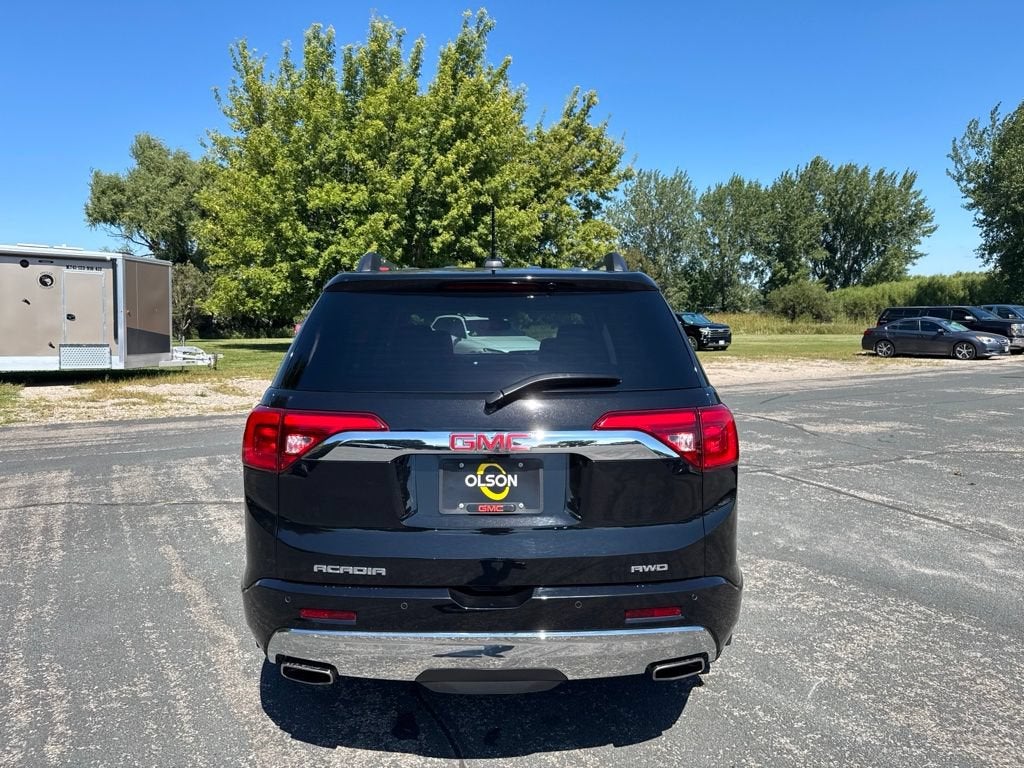 2019 GMC Acadia Denali