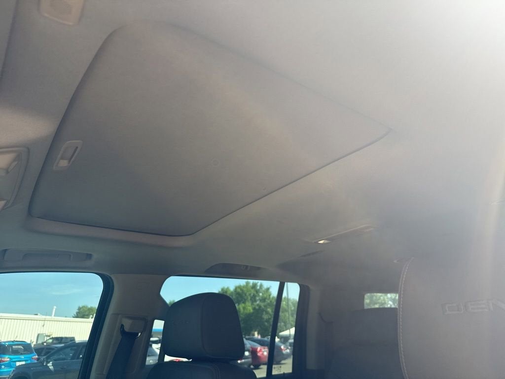 2020 GMC Yukon XL Denali
