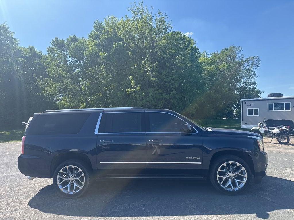 2020 GMC Yukon XL Denali