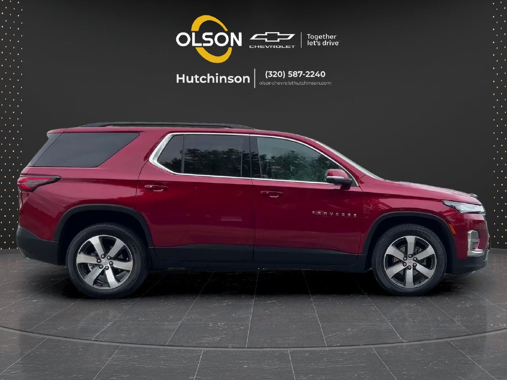 2023 Chevrolet Traverse LT Leather