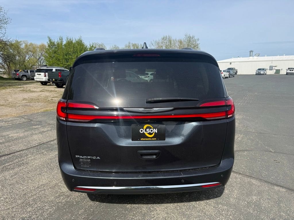 2021 Chrysler Pacifica Touring L