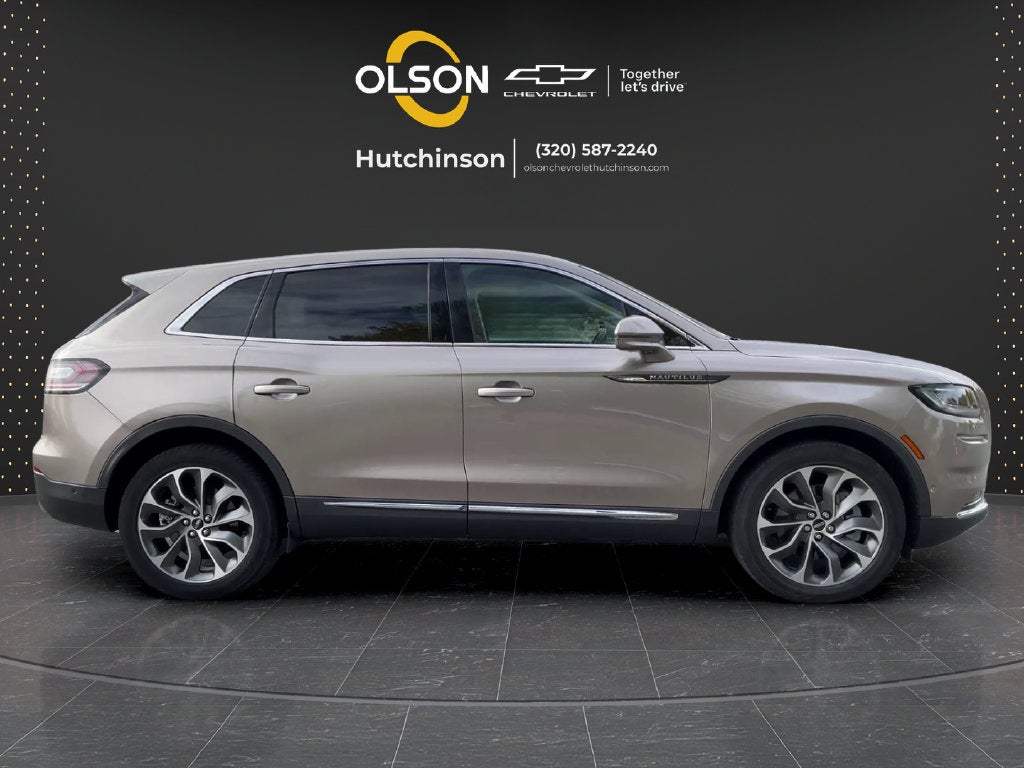 2021 Lincoln Nautilus Reserve