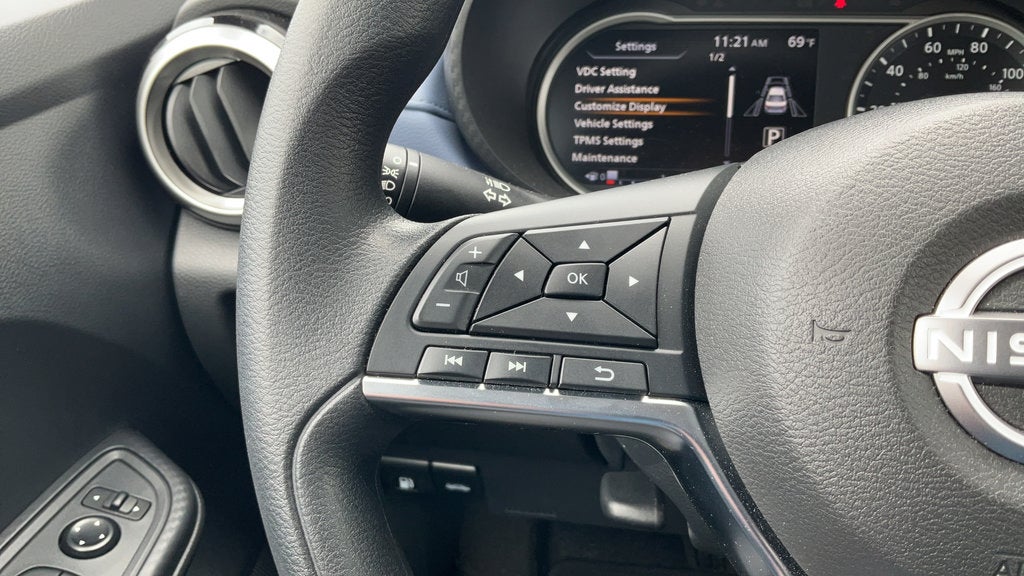 2024 Nissan Versa 1.6 SV