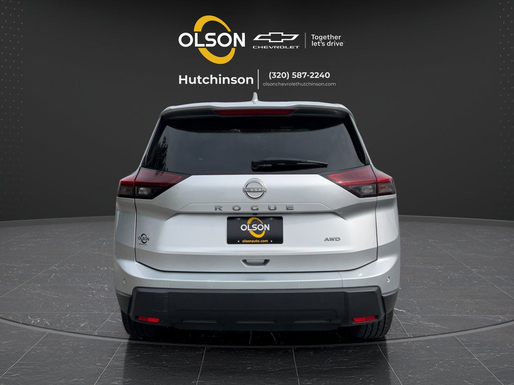 2025 Nissan Rogue SV