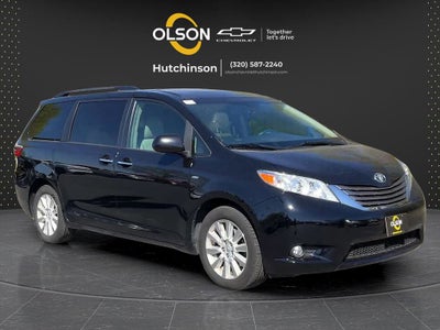 2017 Toyota Sienna XLE 7 Passenger