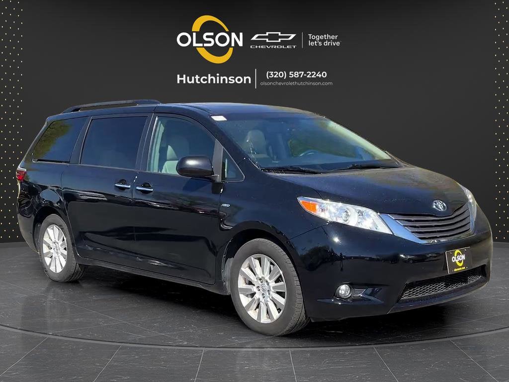 2017 Toyota Sienna XLE 7 Passenger