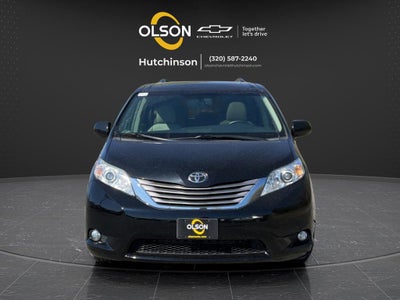 2017 Toyota Sienna XLE 7 Passenger