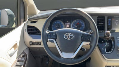 2017 Toyota Sienna XLE 7 Passenger