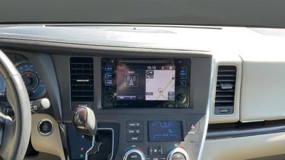 2017 Toyota Sienna XLE 7 Passenger