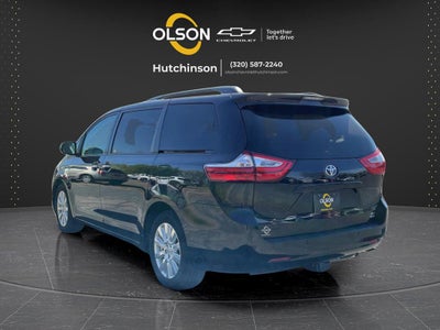 2017 Toyota Sienna XLE 7 Passenger